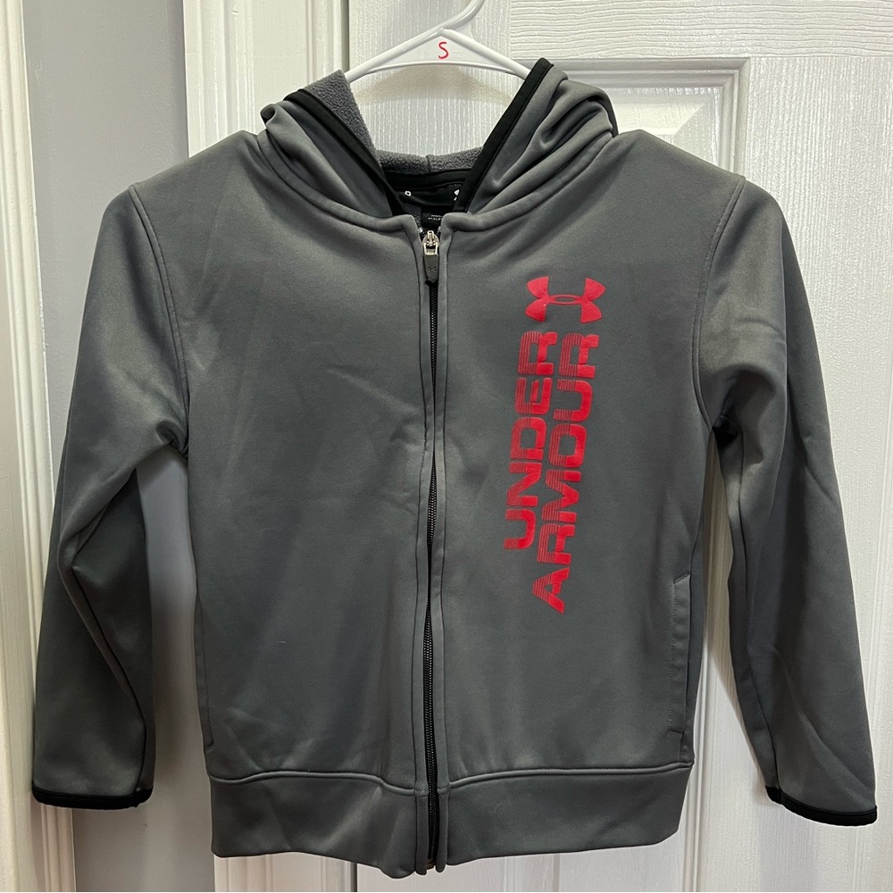 Under Armour Kids Full Zip Sweatshirt, size 6